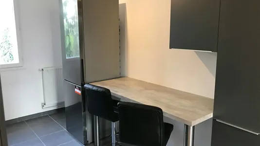 Rooms in Lyon - photo 4