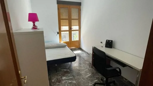 Rooms in Castellón de la Plana/Castelló de la Plana - photo 2