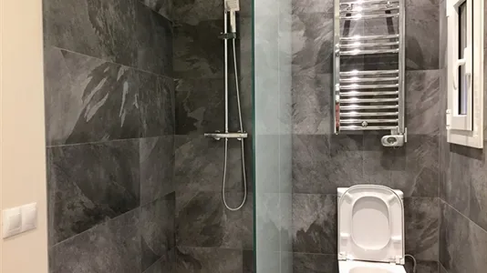 Rooms in Barcelona Eixample - photo 9