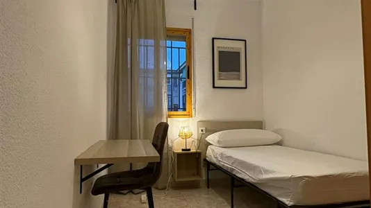 Rooms in Granada - photo 5