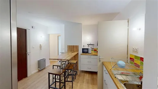 Rooms in Toulouse - photo 8