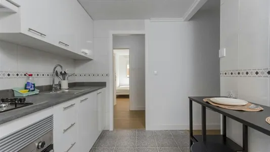 Rooms in el Camí de Vera - photo 7