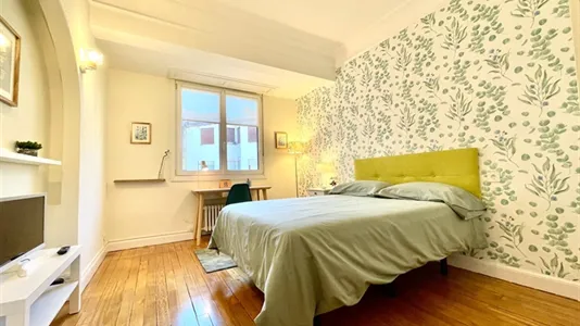 Rooms in Bilbao - photo 5