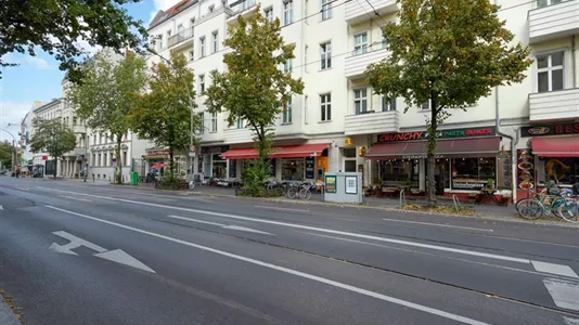 Rooms in Berlin Friedrichshain-Kreuzberg - photo 8