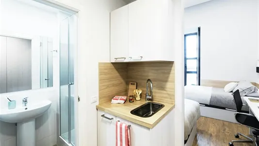 Rooms in Alcalá de Henares - photo 3