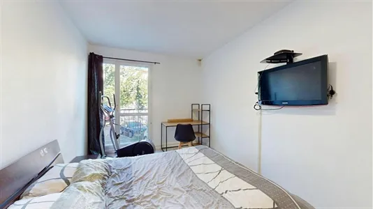Rooms in Toulouse - photo 3
