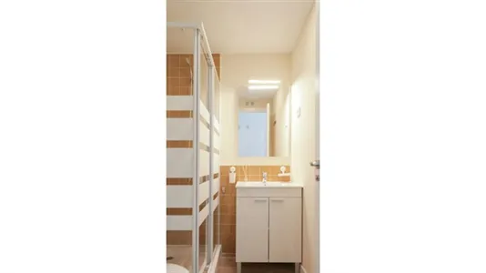 Rooms in Madrid Tetuán - photo 5