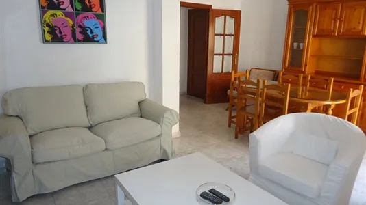 Rooms in Córdoba - photo 6