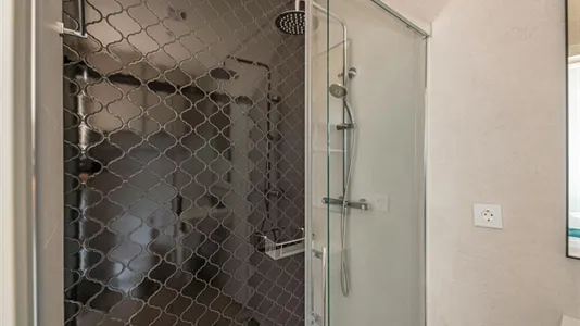 Rooms in Málaga - photo 8