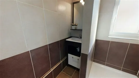 Rooms in Lyon - photo 10