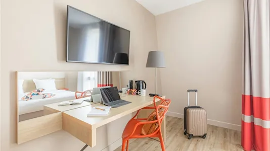 Apartments in Bordeaux - photo 5