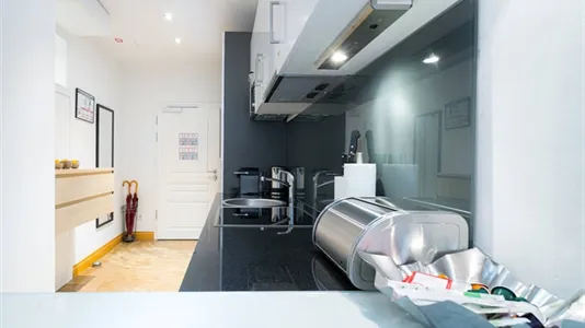 Apartments in Vienna Josefstadt - photo 10