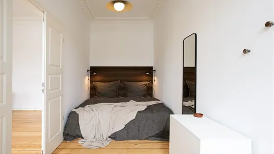 Apartments in Berlin Charlottenburg-Wilmersdorf - photo 8