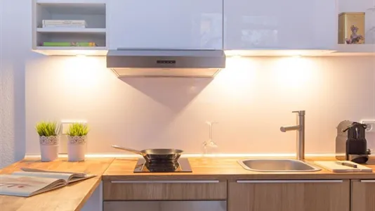 Apartments in Cologne Innenstadt - photo 4