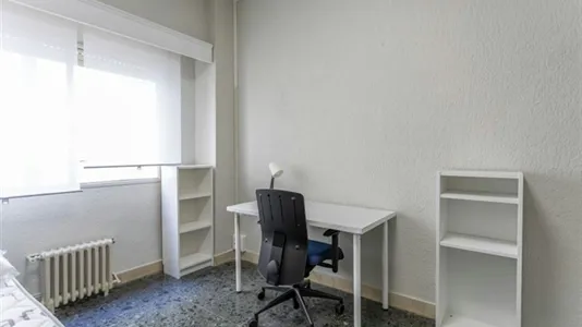 Rooms in Valencia Ciutat Vella - photo 5