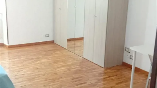 Rooms in Roma Municipio VII – Appio-Latino/Tuscolano/Cinecittà - photo 3