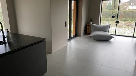 Houses in Segeberg - photo 9