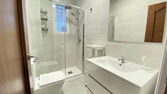 Rooms in Madrid Puente de Vallecas - photo 9