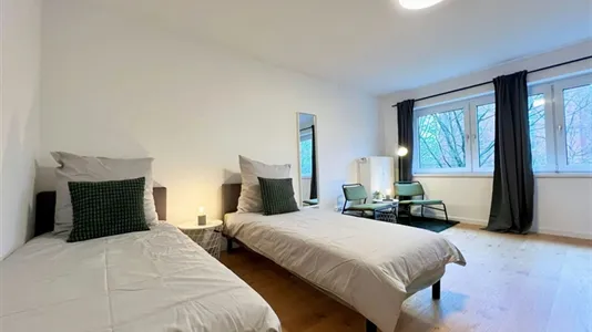 Rooms in Hamburg Mitte - photo 2