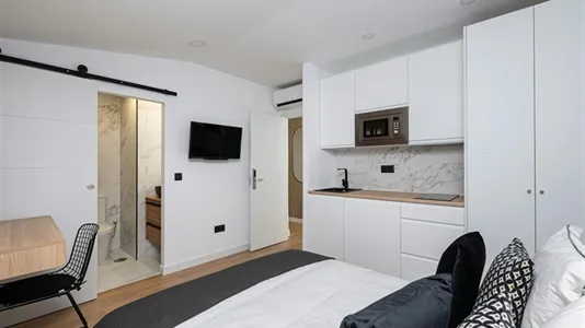 Rooms in Madrid Centro - photo 4