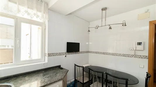 Rooms in Madrid Chamberí - photo 5