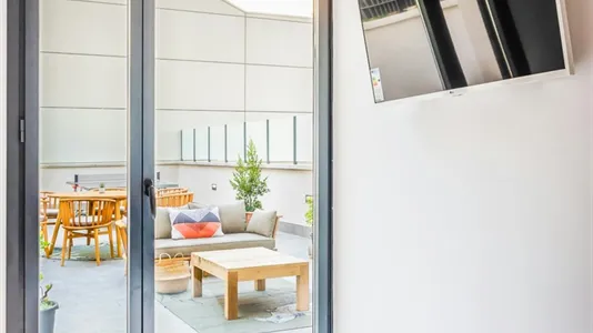 Rooms in Barcelona Sants-Montjuïc - photo 3