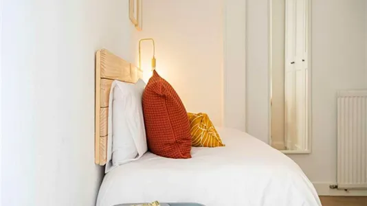 Rooms in Madrid Moncloa-Aravaca - photo 9