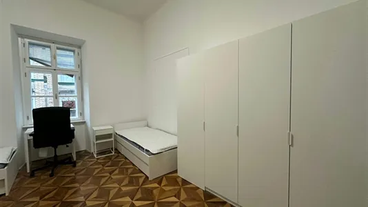 Rooms in Besnica - photo 6