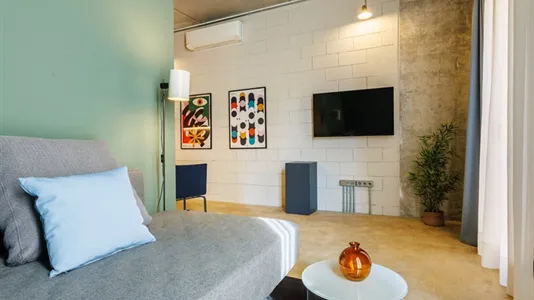 Apartments in Barcelona Ciutat Vella - photo 4