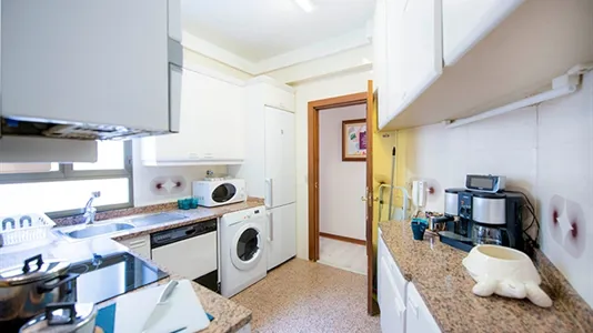 Rooms in Bilbao - photo 10