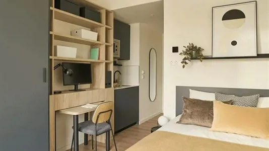 Apartments in Madrid Centro - photo 2