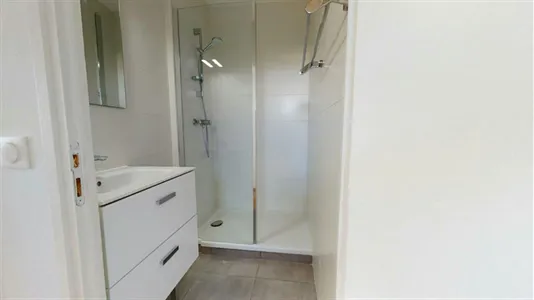 Rooms in Lyon - photo 10