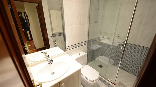 Rooms in Bilbao - photo 9