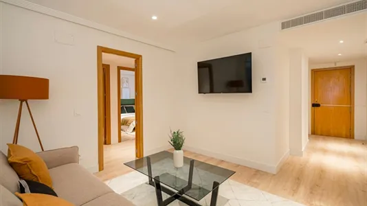 Rooms in Madrid Chamartín - photo 8