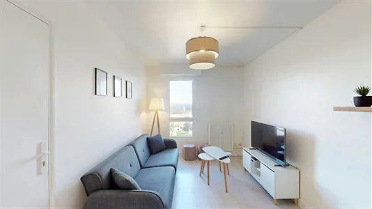 Rooms in Rennes - photo 1