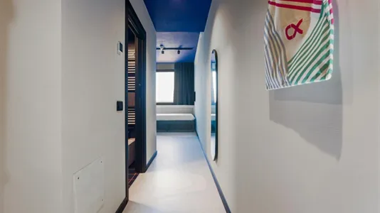 Rooms in Napoli Municipalità 4 - photo 6