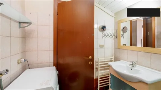 Apartments in Milano Zona 8 - Fiera, Gallaratese, Quarto Oggiaro - photo 10