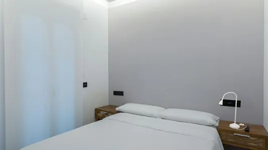 Rooms in Madrid Centro - photo 1