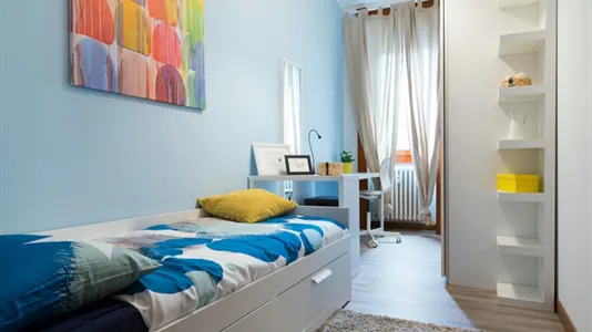 Rooms in Milano Zona 9 - Porta Garibaldi, Niguarda - photo 1