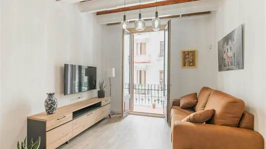 Apartments in Barcelona Sants-Montjuïc - photo 2