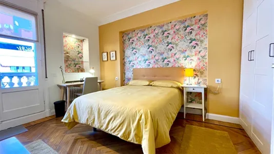Rooms in Bilbao - photo 2