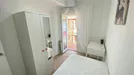 Room for rent, Adaro, Comunidad de Madrid, &lt;span class=&quot;blurred street&quot; onclick=&quot;ProcessAdRequest(11012999)&quot;&gt;&lt;span class=&quot;hint&quot;&gt;See streetname&lt;/span&gt;[xxxxxxxxxxxxx]&lt;/span&gt;