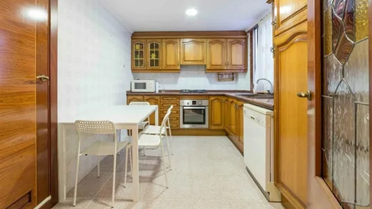Rooms in Valencia Algirós - photo 4