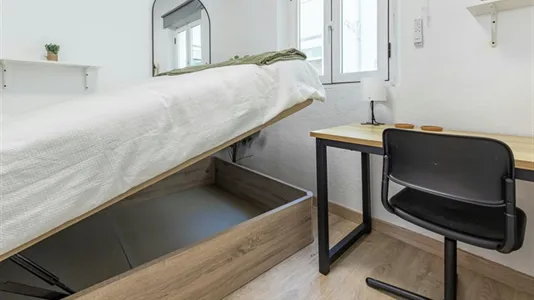 Rooms in Granada - photo 7