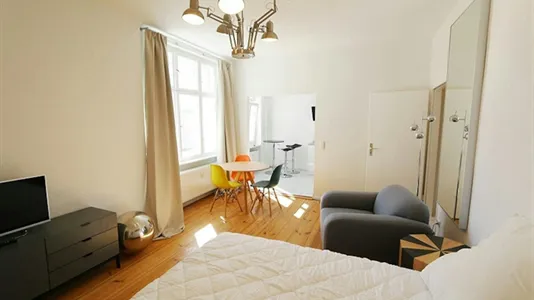 Apartments in Berlin Pankow - photo 4