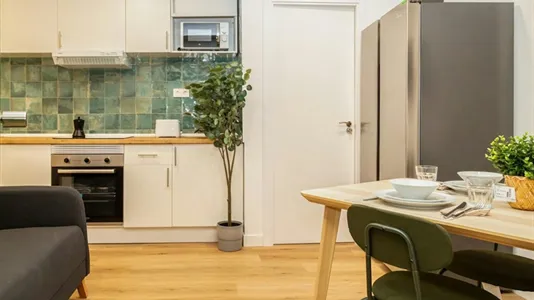 Rooms in Zaragoza - photo 8