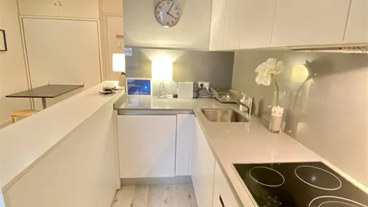 Apartments in Barcelona Eixample - photo 8