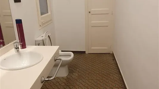 Rooms in Barcelona Eixample - photo 7