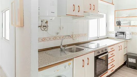 Rooms in Zaragoza - photo 6