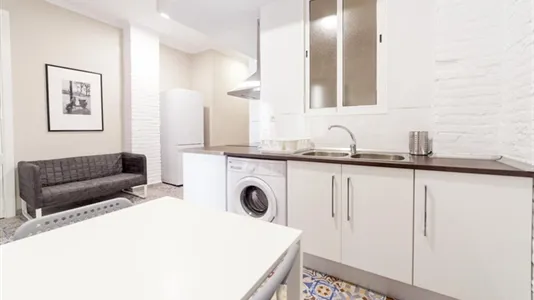 Rooms in Valencia L'Eixample - photo 9